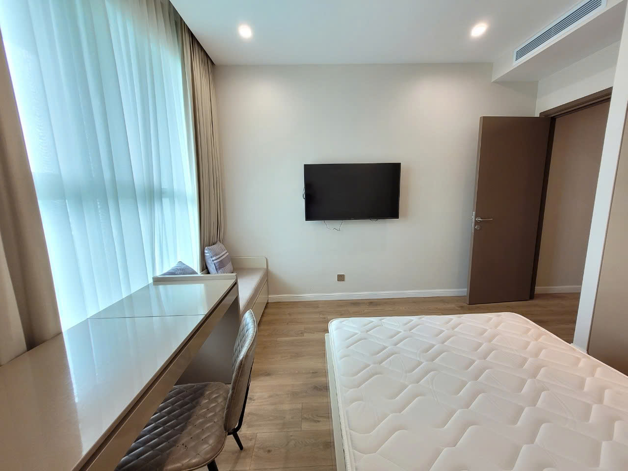 BÁN CĂN HỘ DUPLEX PENTHOUSE SADORA SALA – VIEW THÀNH PHỐ BAO QUÁT, 4PN